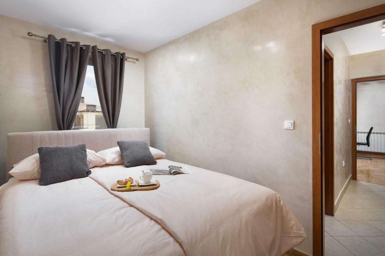 Luxury Apartments Casablanca/Vivaldi Pula Luaran gambar